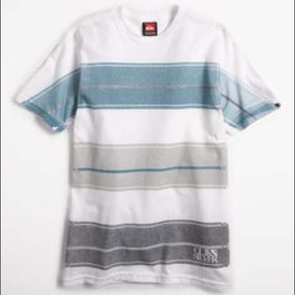 🆕Youth Quiksilver T Shirts - Picture 2 of 7